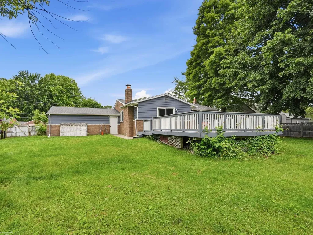 38450 Elmite Street Harrison Charter Township MI 48045