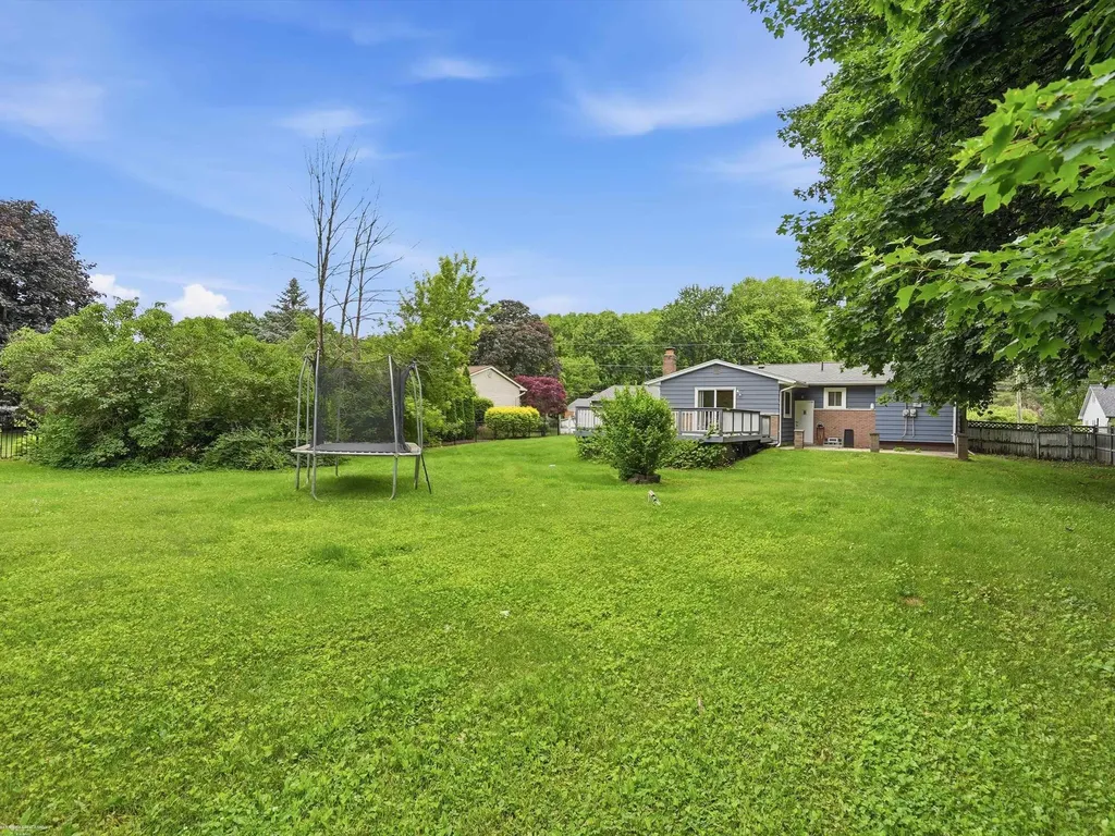 38450 Elmite Street Harrison Charter Township MI 48045