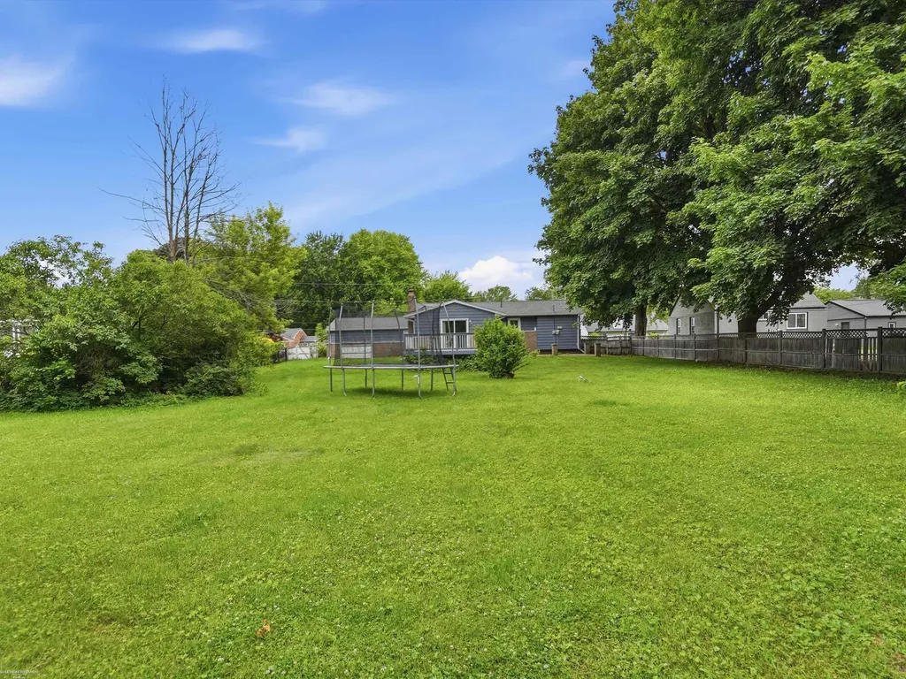 38450 Elmite Street Harrison Charter Township MI 48045