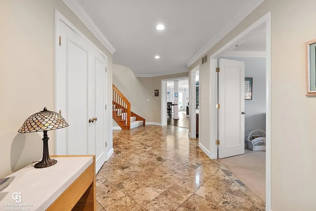 26031 N Harbour Pointe Dr N Drive Harrison Charter Township MI 48045