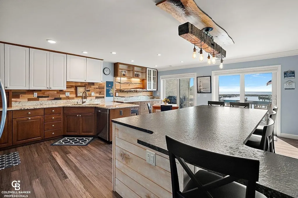 26031 N Harbour Pointe Dr N Drive Harrison Charter Township MI 48045
