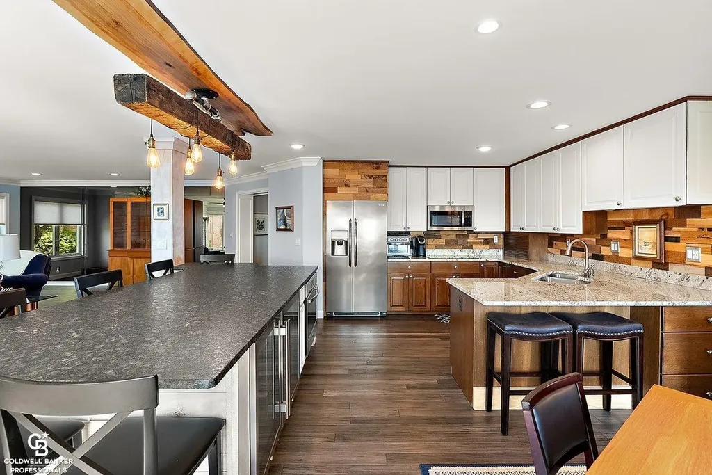 26031 N Harbour Pointe Dr N Drive Harrison Charter Township MI 48045