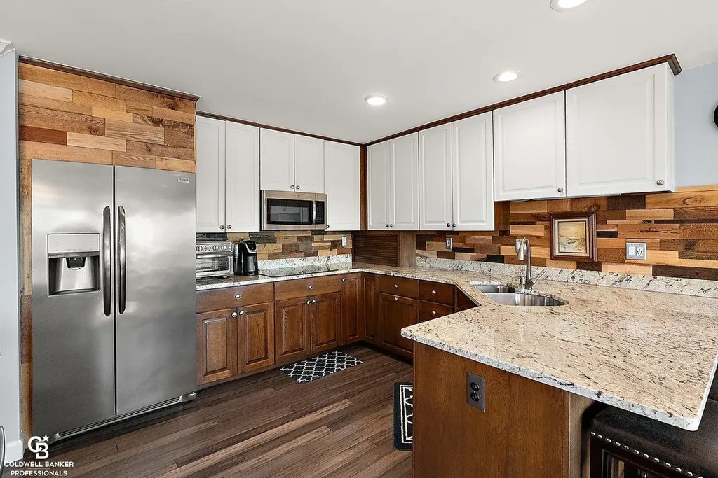 26031 N Harbour Pointe Dr N Drive Harrison Charter Township MI 48045