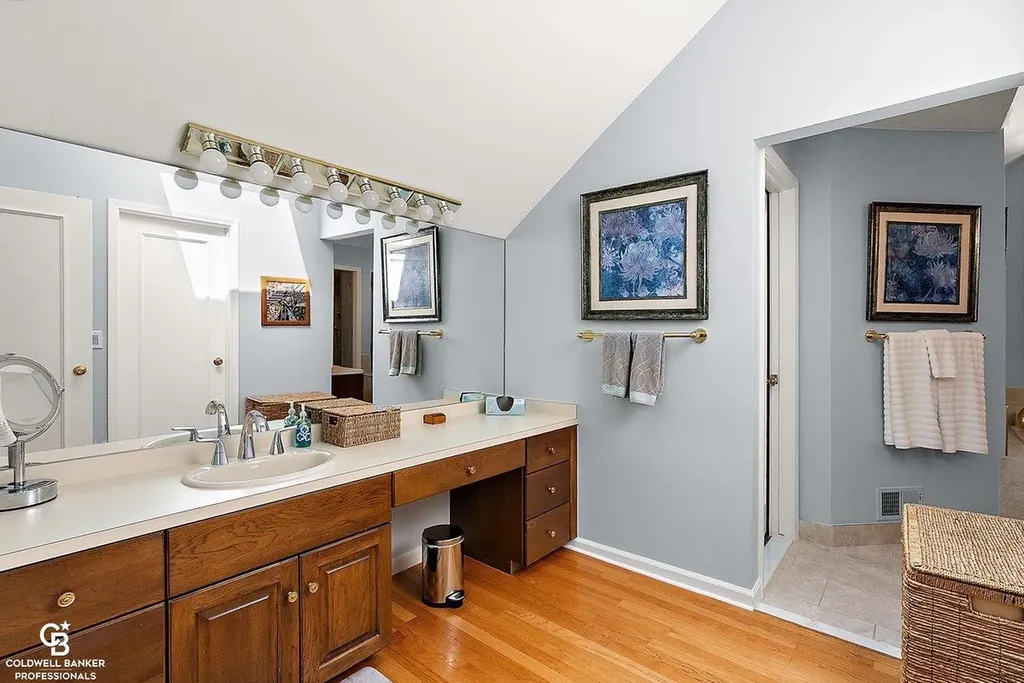 26031 N Harbour Pointe Dr N Drive Harrison Charter Township MI 48045