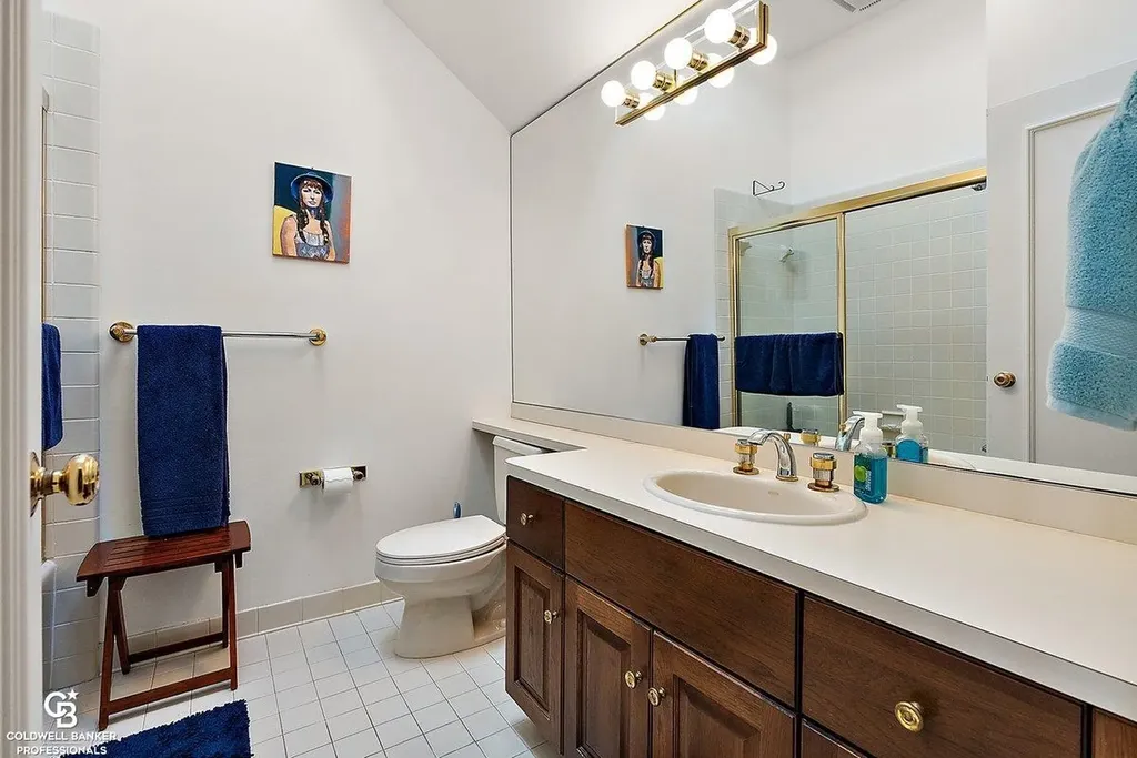 26031 N Harbour Pointe Dr N Drive Harrison Charter Township MI 48045