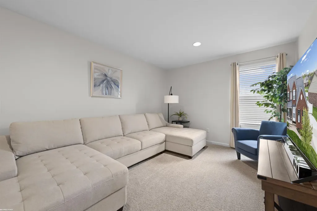 55590 Irvin Drive Shelby Charter Township MI 48316