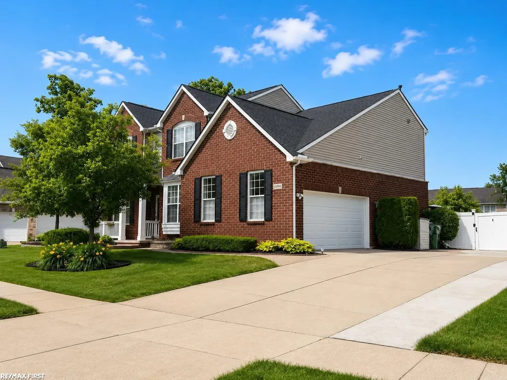 55590 Irvin Drive Shelby Charter Township MI 48316