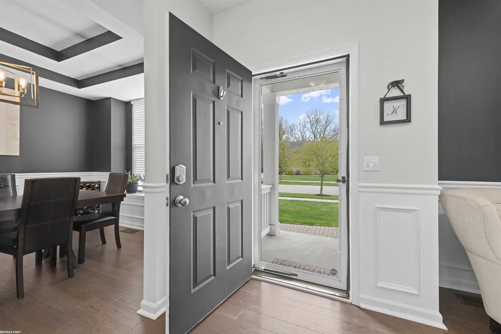55590 Irvin Drive Shelby Charter Township MI 48316