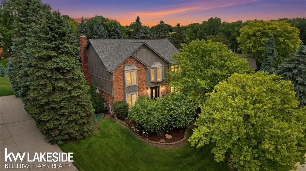 7277 Wellington Place Washington Township MI 48094