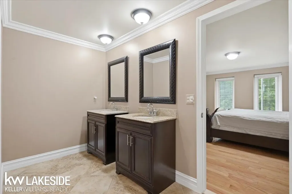 7277 Wellington Place Washington Township MI 48094