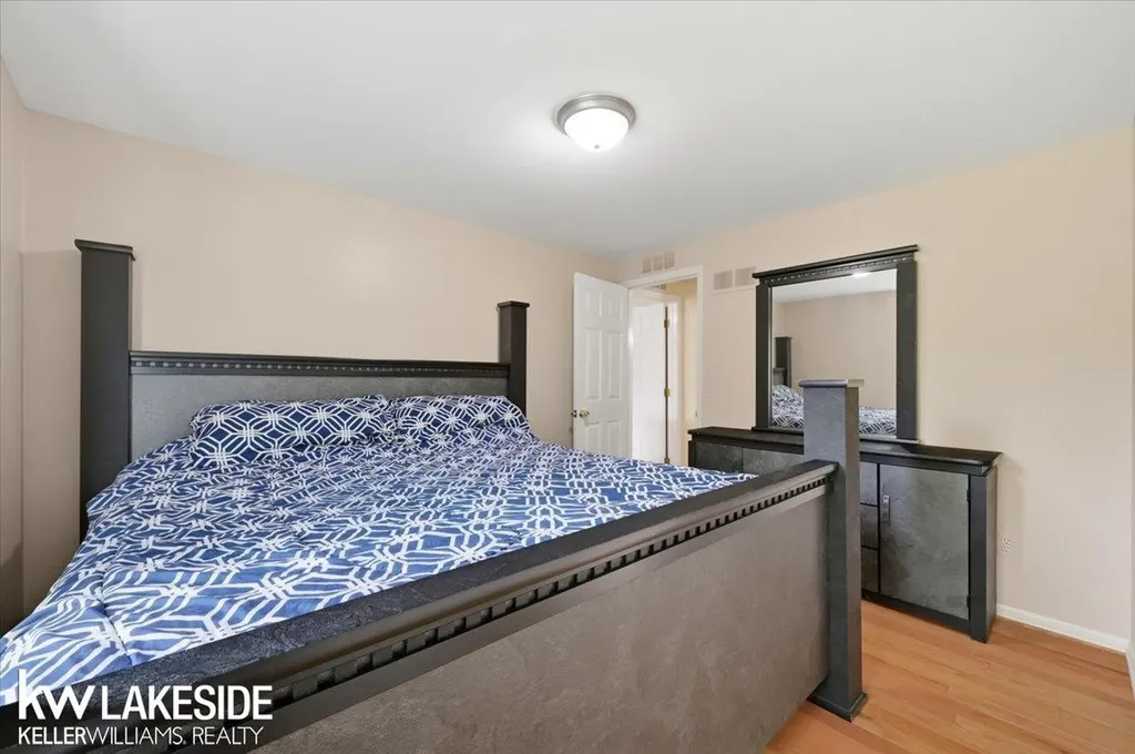 7277 Wellington Place Washington Township MI 48094