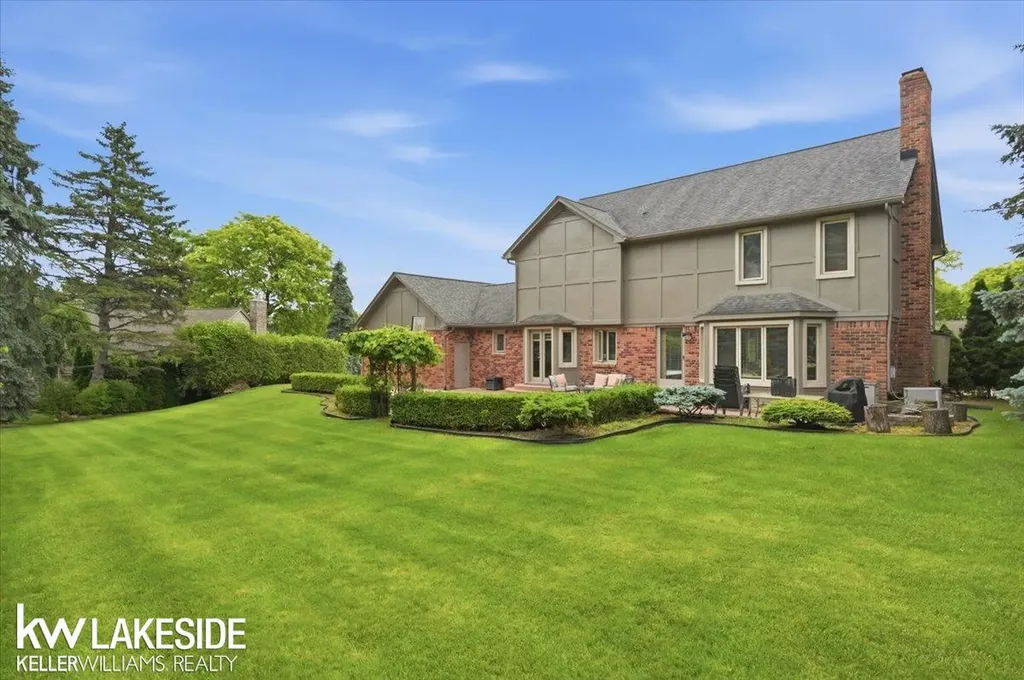 7277 Wellington Place Washington Township MI 48094