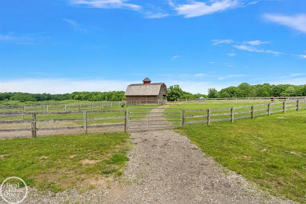5419 Delano Road Metamora Township MI 48455