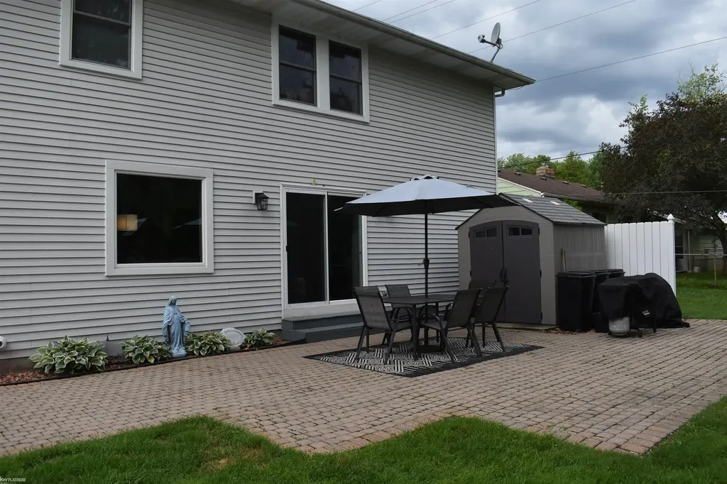 481 Michigan Avenue Marysville City MI 48040