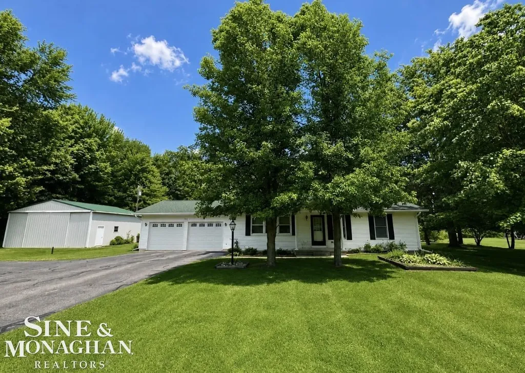 9211 Folkert Road Clay Township MI 48001