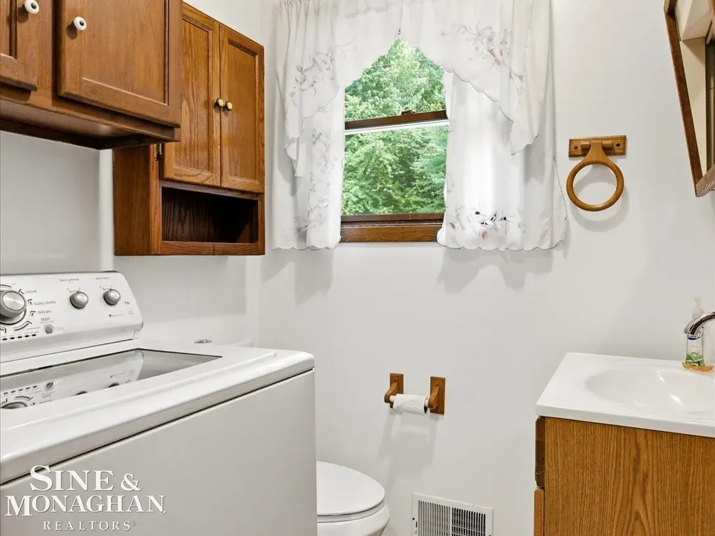 9211 Folkert Road Clay Township MI 48001