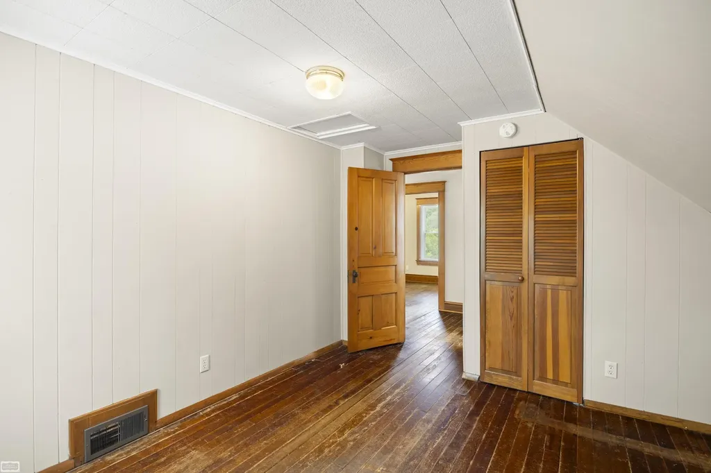 8609 Rattle Run Road Columbus Township MI 48063