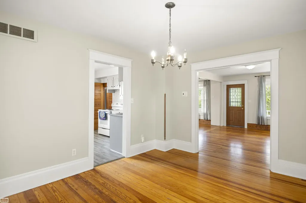 8609 Rattle Run Road Columbus Township MI 48063