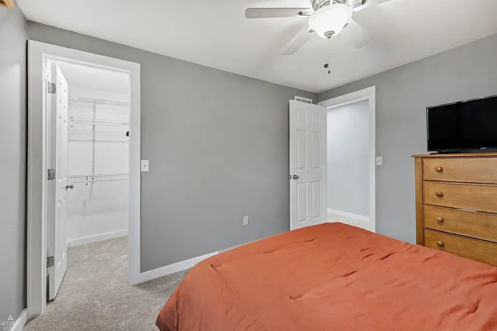 12762 Windsor Court Sterling Heights City MI 48313