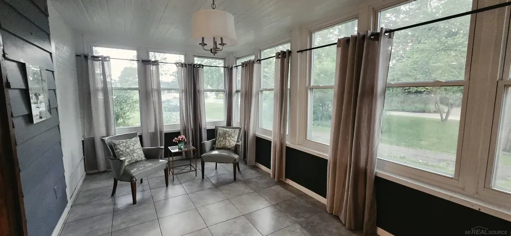 4579 Lakeshore Road Fort Gratiot Charter Township MI 48059