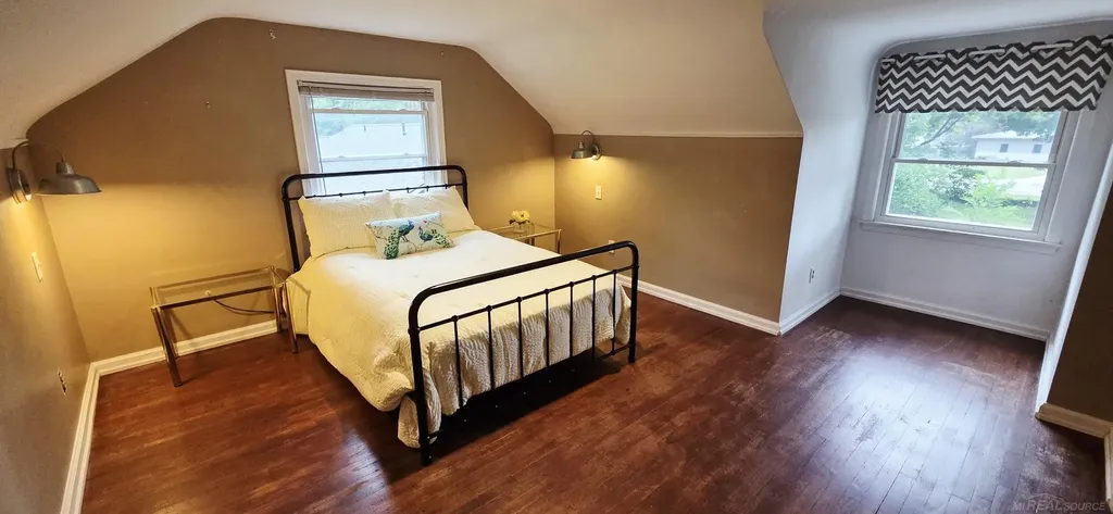 4579 Lakeshore Road Fort Gratiot Charter Township MI 48059