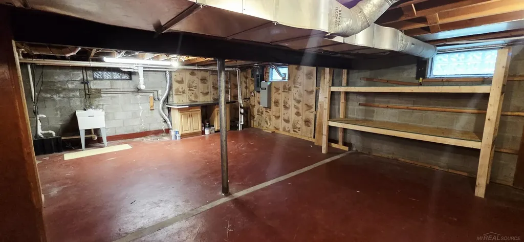 4579 Lakeshore Road Fort Gratiot Charter Township MI 48059
