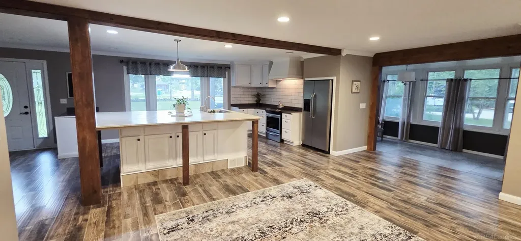 4579 Lakeshore Road Fort Gratiot Charter Township MI 48059