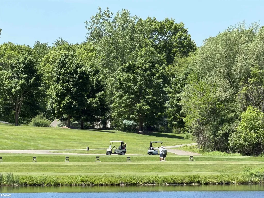 1612 Royal Birkdale Drive Oxford Charter Township MI 48371