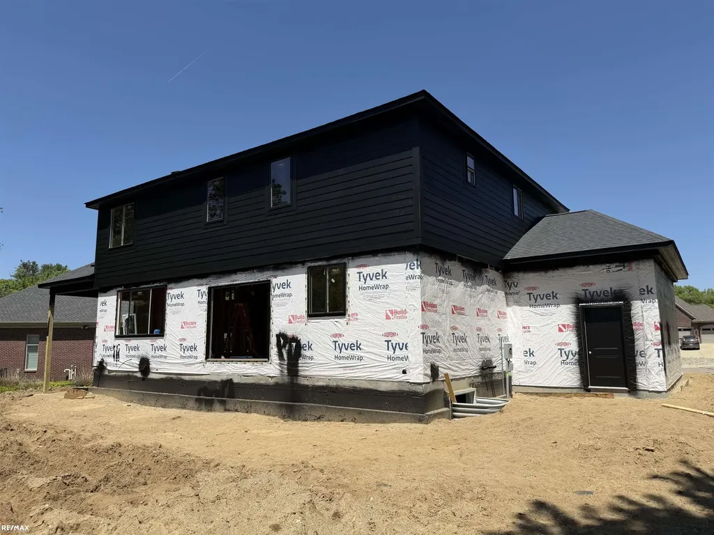 1612 Royal Birkdale Drive Oxford Charter Township MI 48371