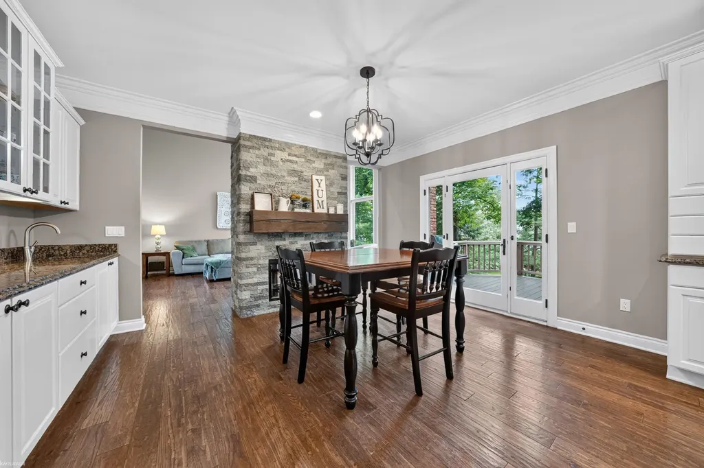 4896 Brookside Lane Washington Township MI 48094