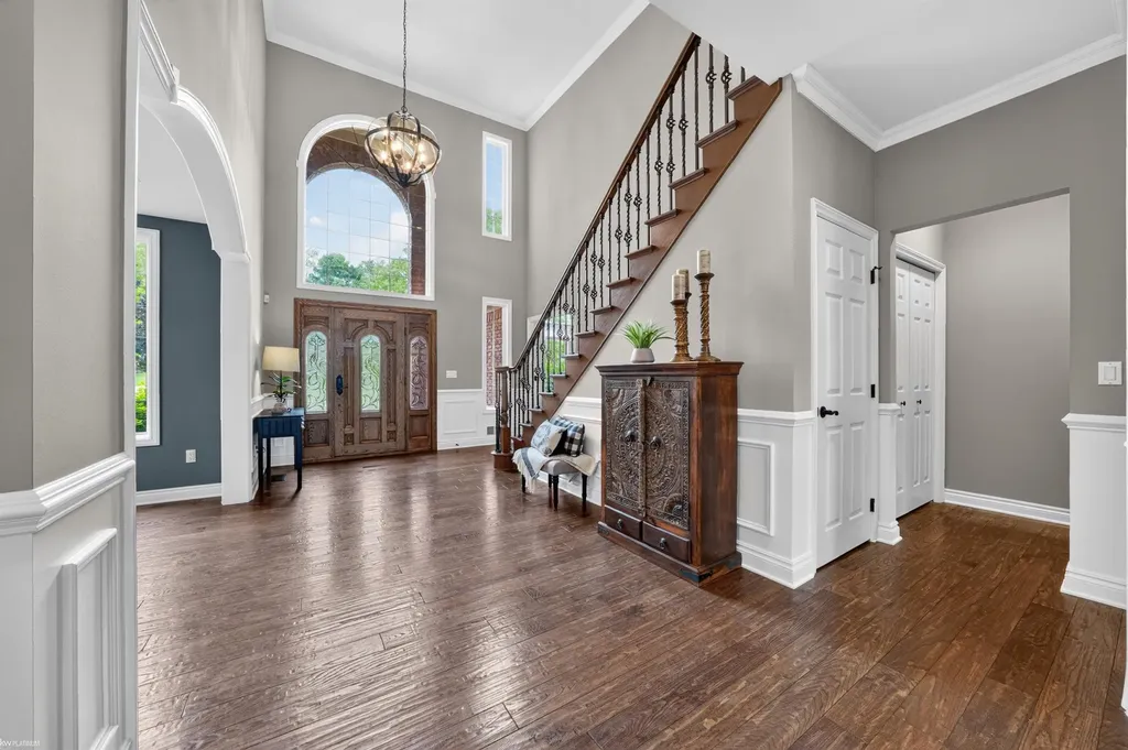 4896 Brookside Lane Washington Township MI 48094