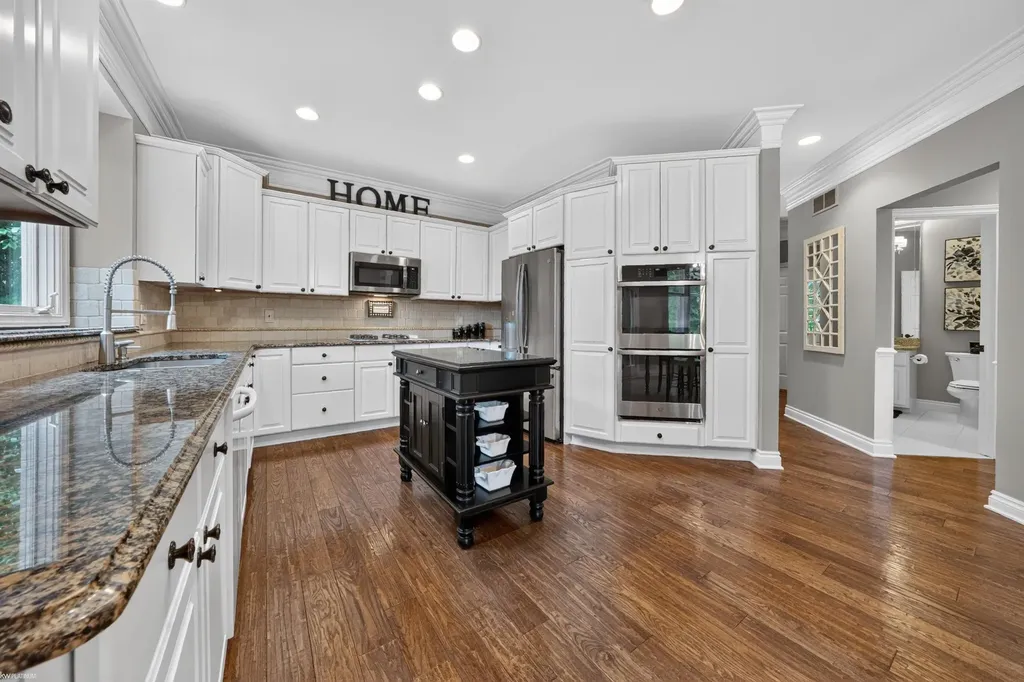 4896 Brookside Lane Washington Township MI 48094