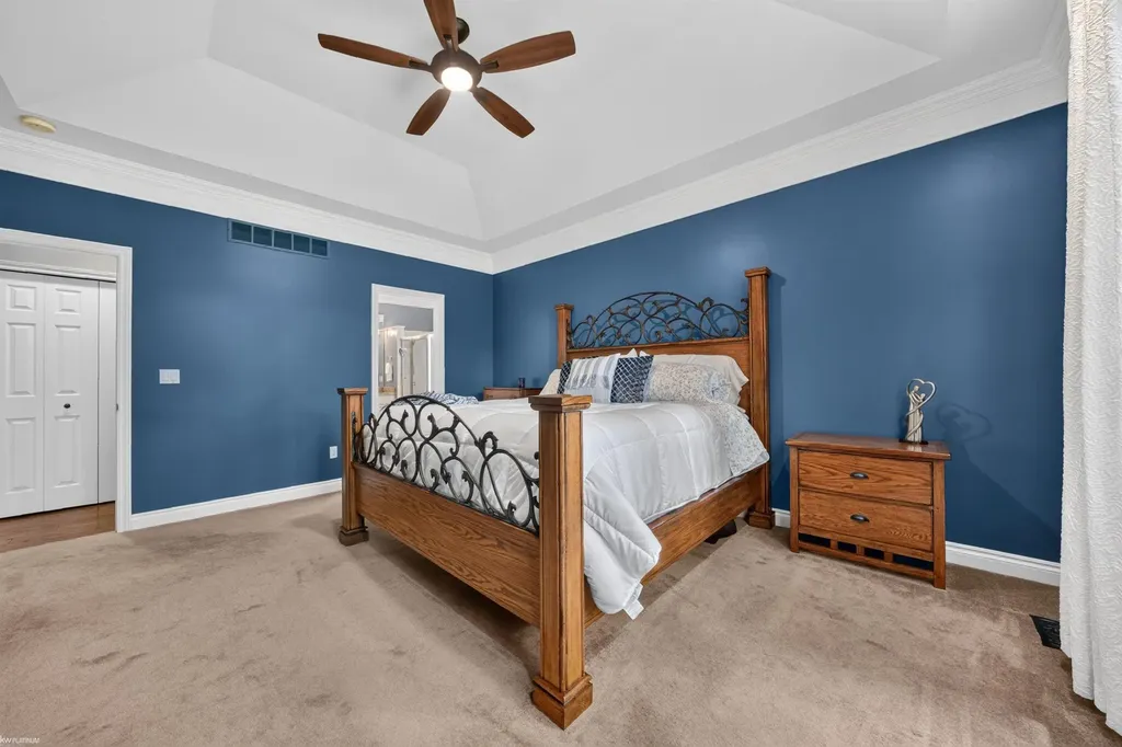 4896 Brookside Lane Washington Township MI 48094