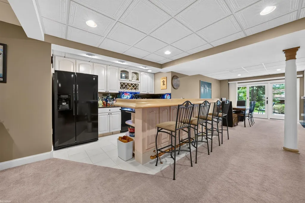 4896 Brookside Lane Washington Township MI 48094