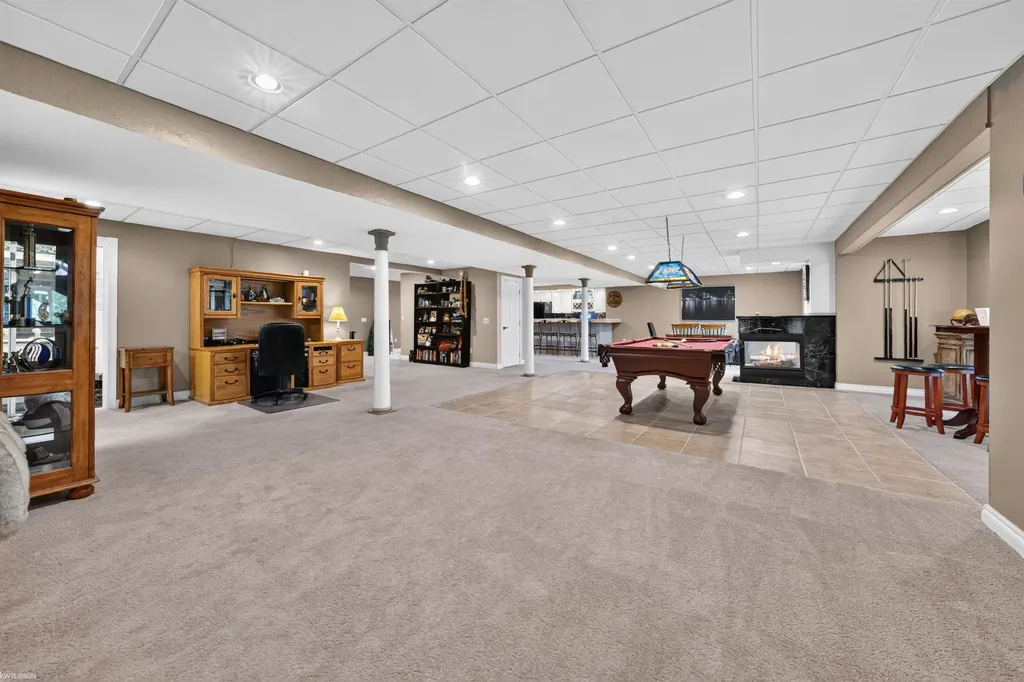 4896 Brookside Lane Washington Township MI 48094