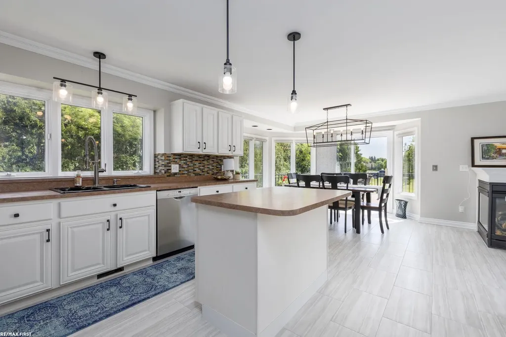 57898 Abraham Drive Washington Township MI 48094