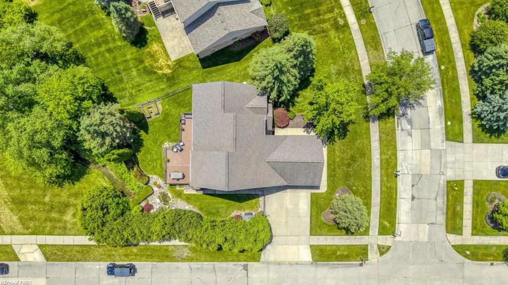 57898 Abraham Drive Washington Township MI 48094