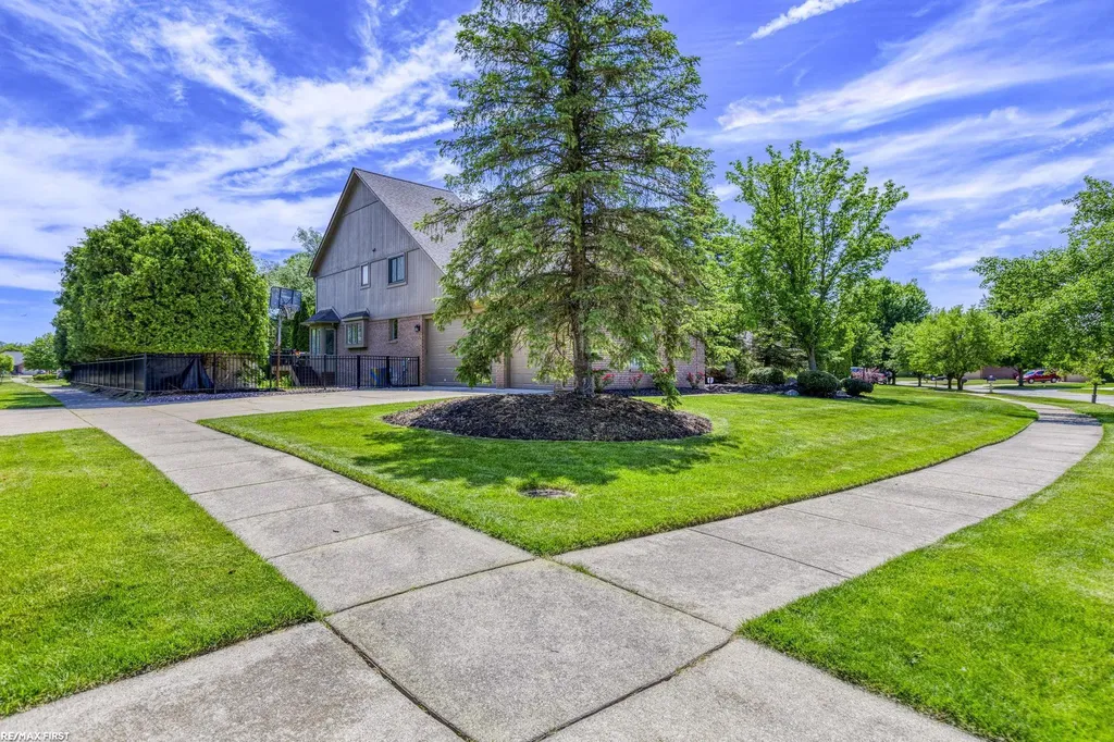 57898 Abraham Drive Washington Township MI 48094