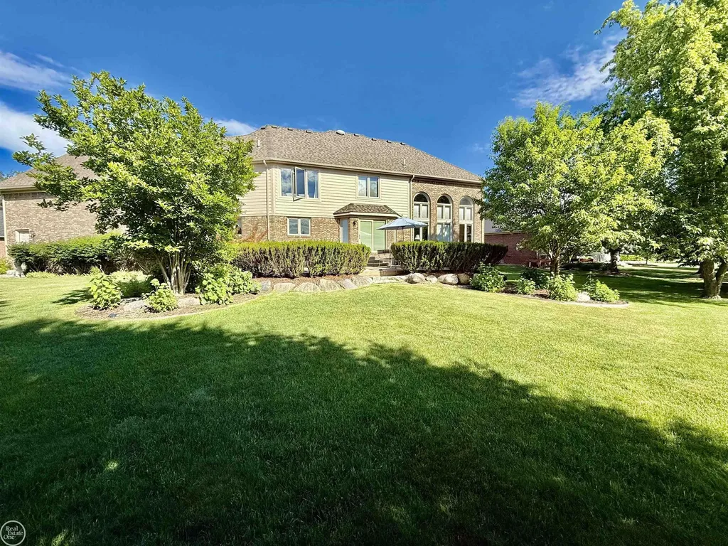 54828 Danielle Street New Baltimore City MI 48047