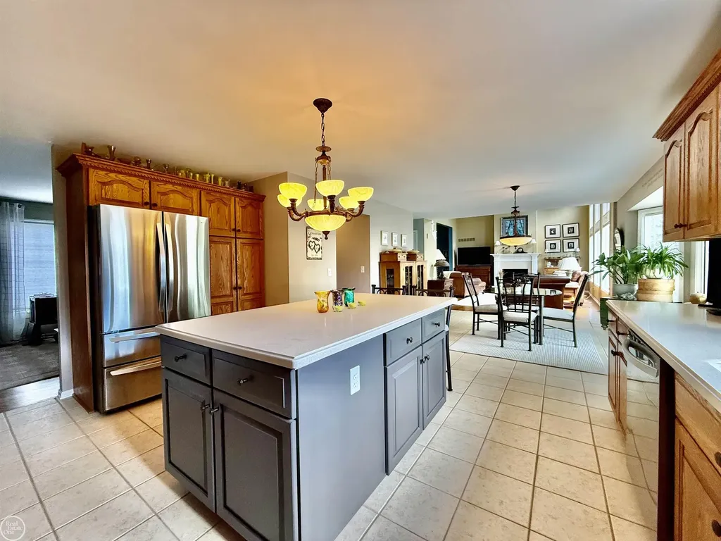 54828 Danielle Street New Baltimore City MI 48047