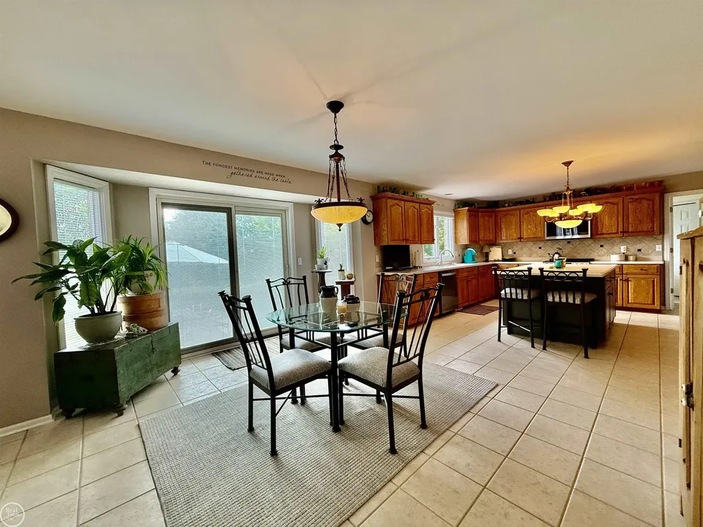 54828 Danielle Street New Baltimore City MI 48047