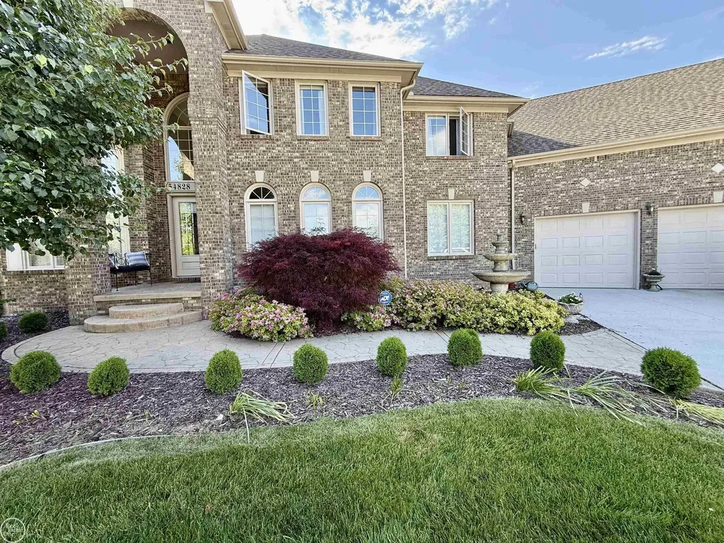 54828 Danielle Street New Baltimore City MI 48047