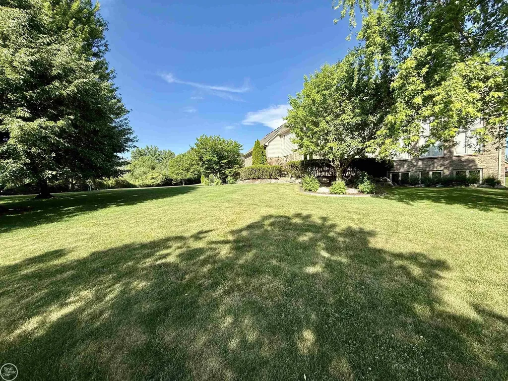 54828 Danielle Street New Baltimore City MI 48047