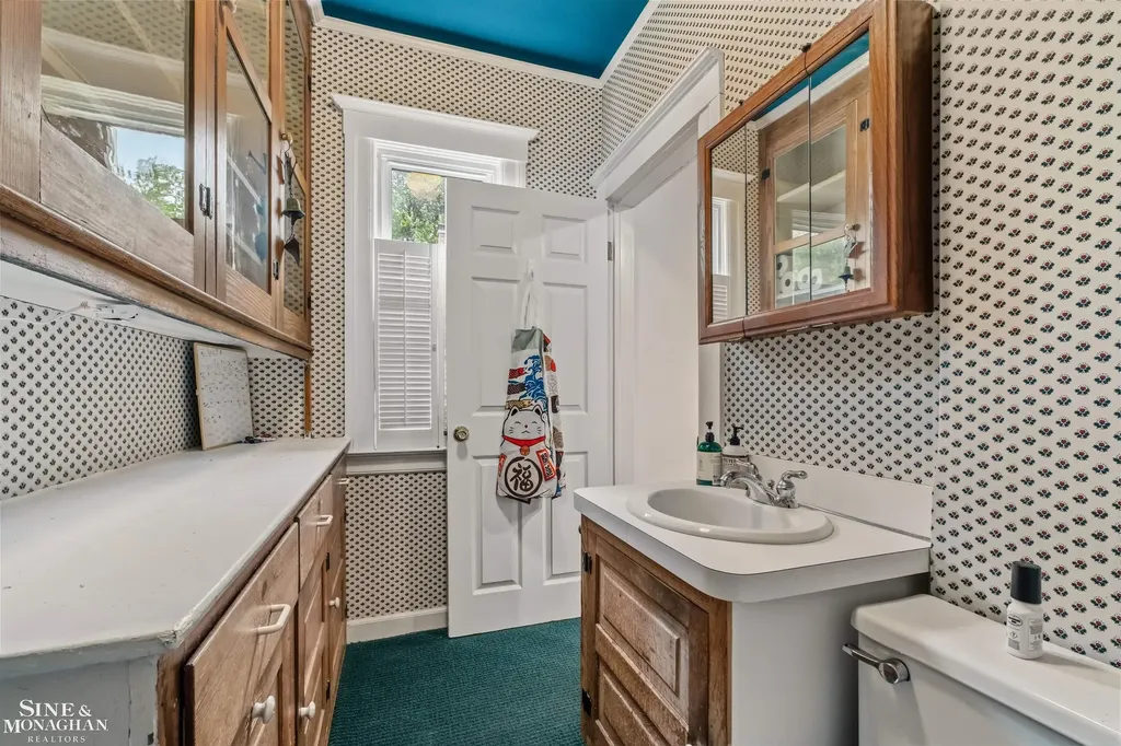 357 Roosevelt Pl. Place Grosse Pointe City MI 48236