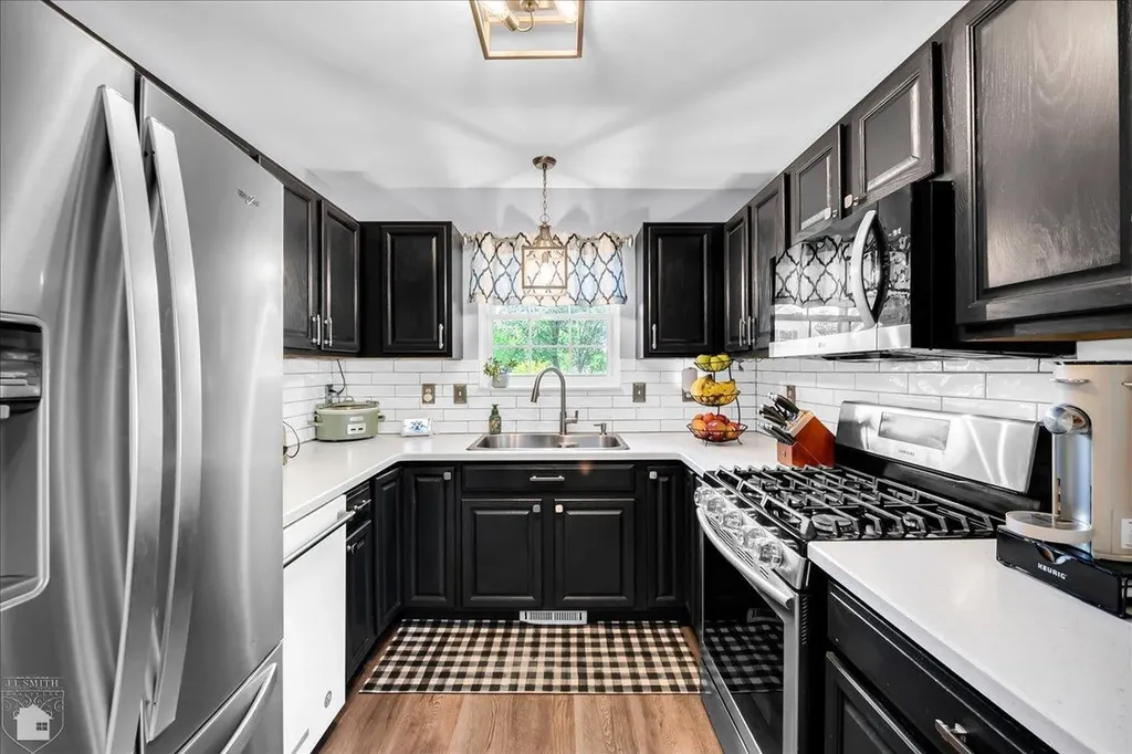 1303 Russel Court Port Huron City MI 48060