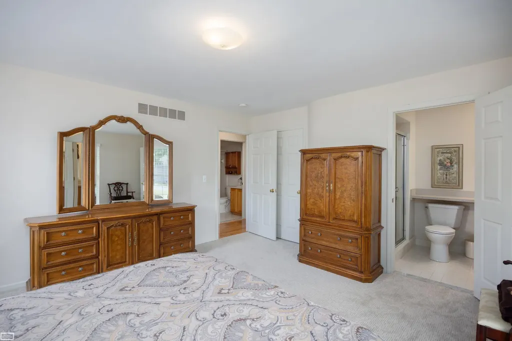 48743 Keystone Court Shelby Charter Township MI 48315