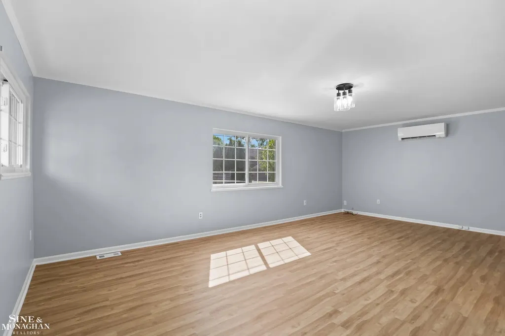 1200 Audubon Road Grosse Pointe Park City MI 48230
