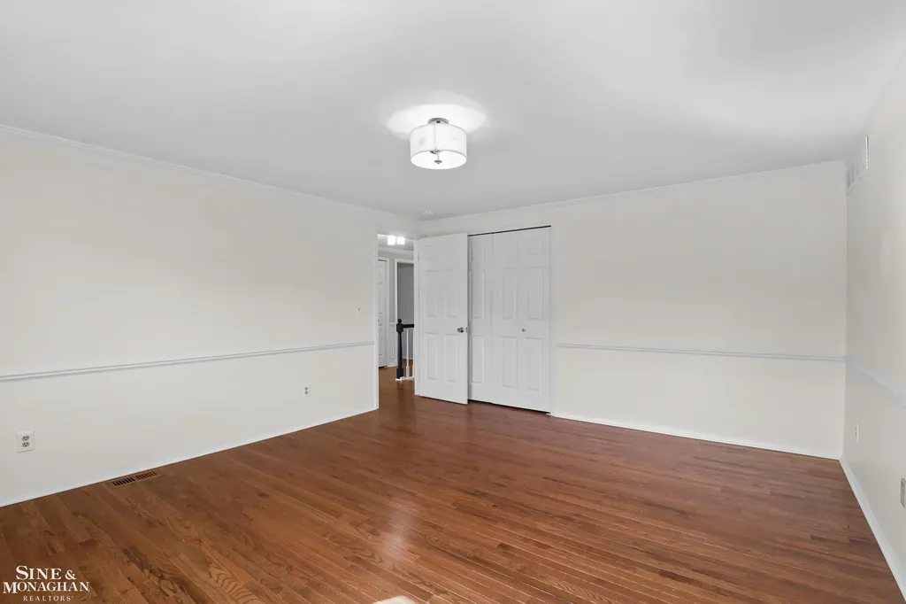 1200 Audubon Road Grosse Pointe Park City MI 48230