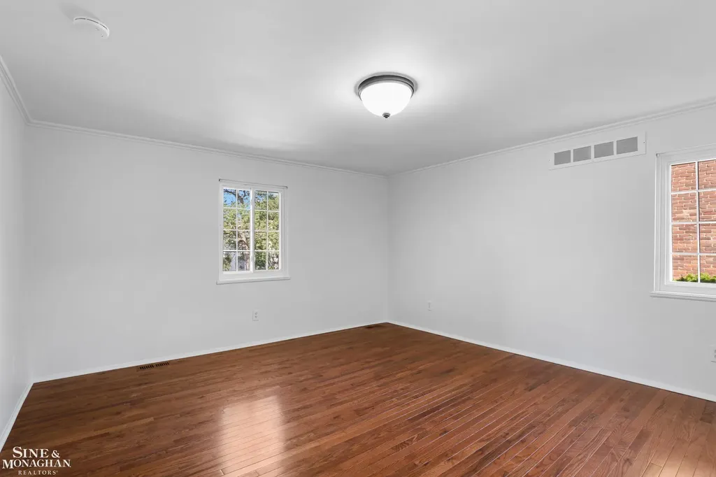 1200 Audubon Road Grosse Pointe Park City MI 48230
