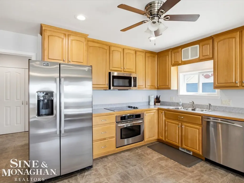 2300 S Channel Drive Clay Township MI 48028
